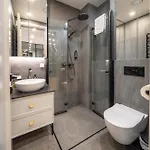 1 Bedroom Next To Gediminas Avenue By Reside Baltic