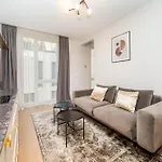 1 Bedroom Next To Gediminas Avenue By Reside Baltic Appartement *