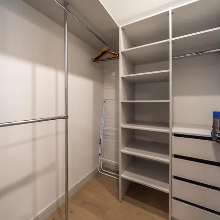 1 Bedroom Next To Gediminas Avenue By Reside Baltic Διαμέρισμα Βίλνιους